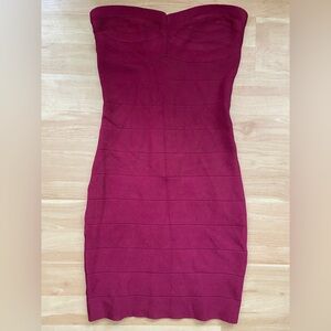 Bebe burgundy maroon sweetheart neckline bodycon dress small Valentine’s Day